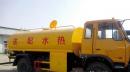 保溫灑水車(chē)冬天成為浴池熱門(mén)