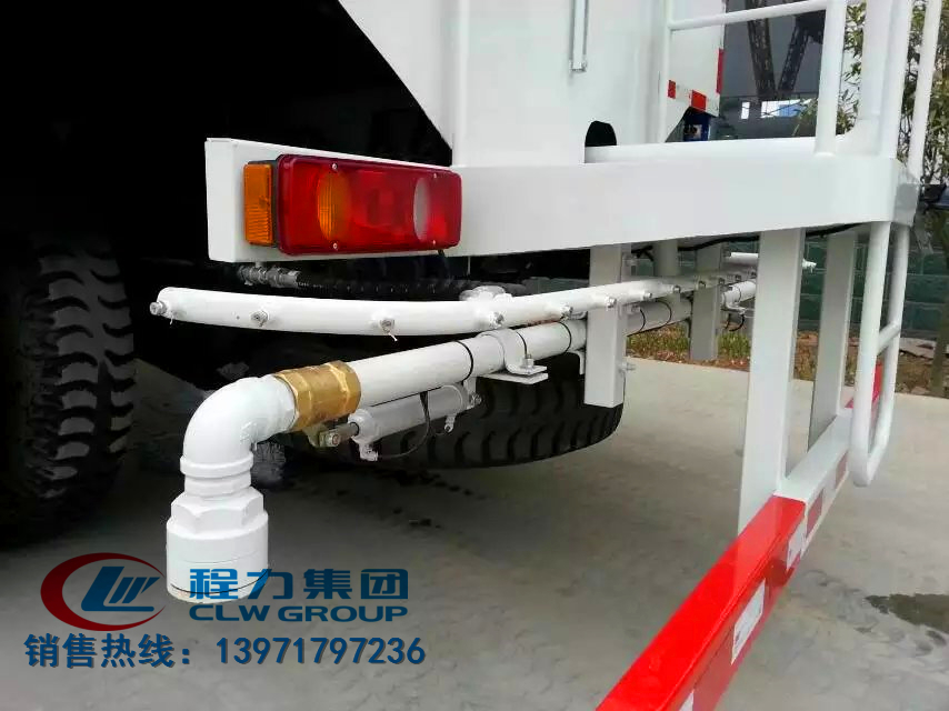 程力路面清洗車(chē)廠(chǎng)家