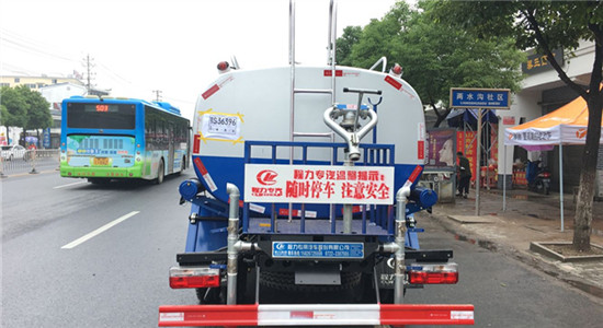 東風(fēng)多利卡灑水車(chē)︱8噸灑水車(chē)圖片