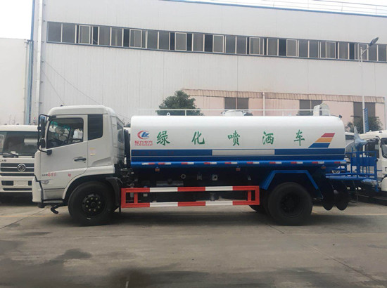 東風(fēng)天錦12噸灑水車(chē)圖片