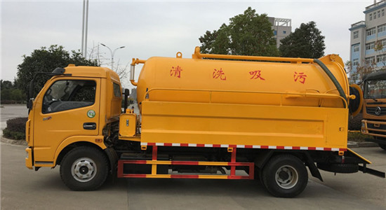 東風(fēng)清洗吸污車(chē)︱8噸清洗吸污車(chē)圖片