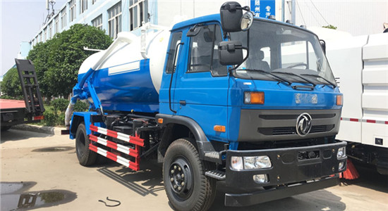 東風(fēng)145吸污車(chē)︱8噸吸污車(chē)圖片