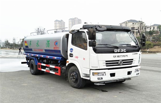 東風(fēng)多利卡灑水車(chē)︱8方灑水車(chē)