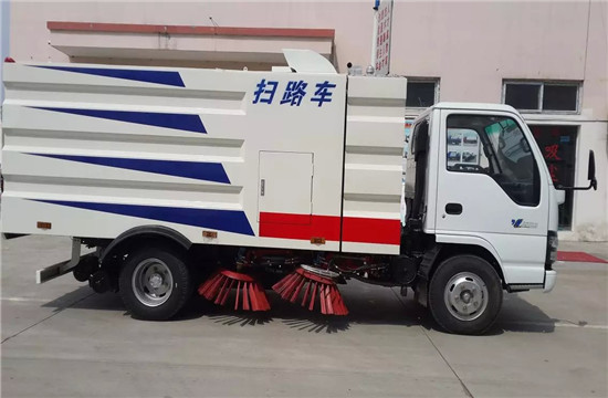 五十鈴掃路車(chē)|5噸掃路車(chē)圖片