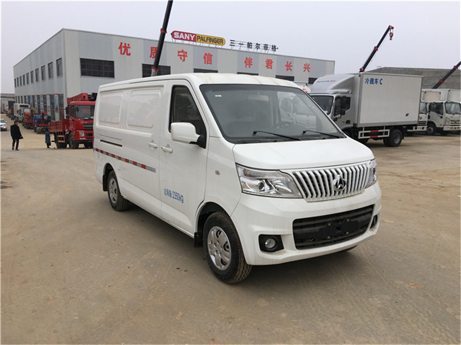 長(cháng)安面包冷藏車(chē)︱2.4米冷藏車(chē)
