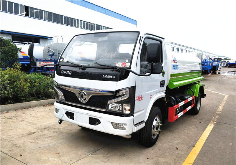 東風(fēng)福瑞卡灑水車(chē)︱5噸灑水車(chē)圖片