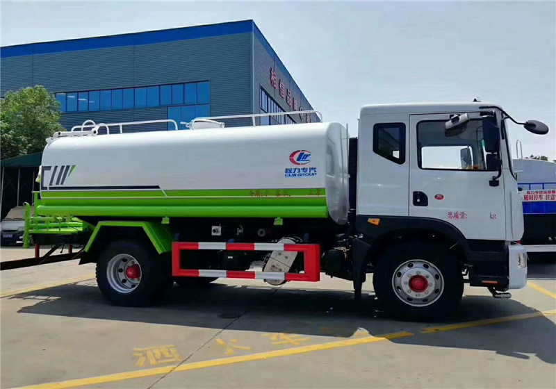 東風(fēng)D9多利卡灑水車(chē)︱15噸灑水車(chē)圖片