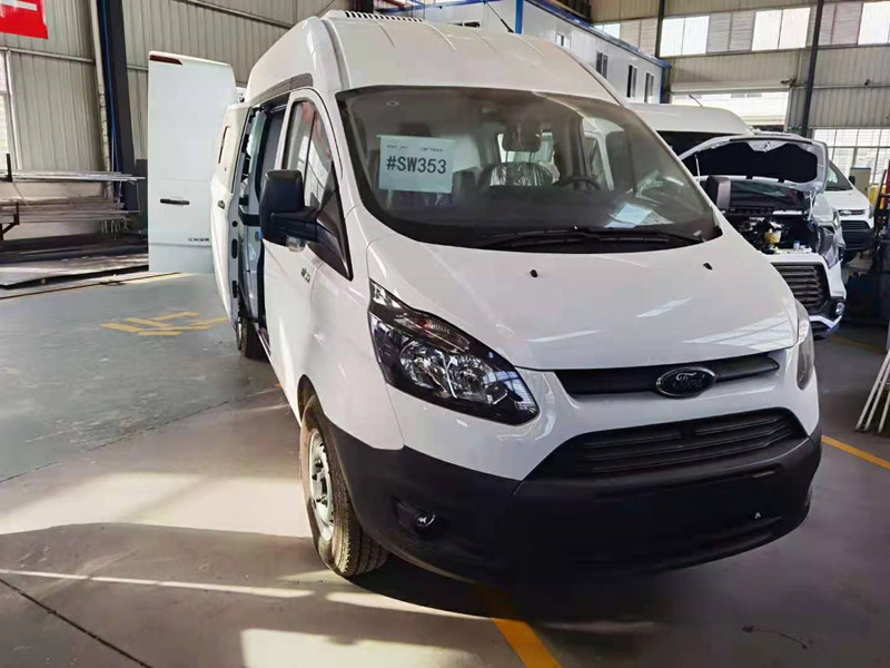 福特面包冷藏車(chē)（廂長(cháng)2.5米）