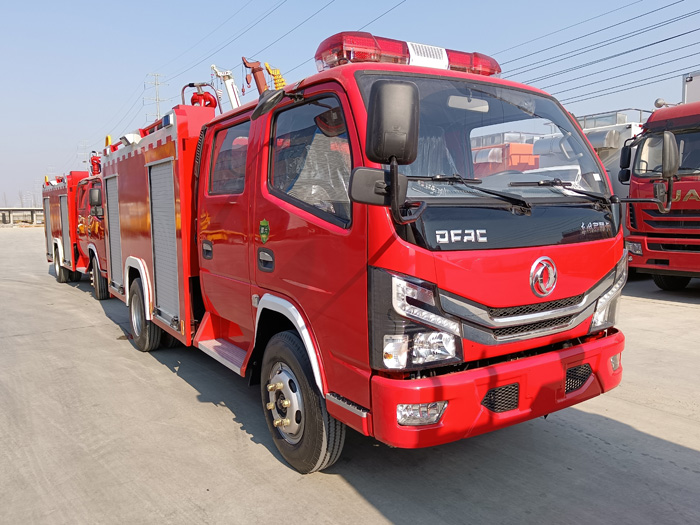 5噸消防灑水車(chē)_民用小型消防車(chē)_1.5-3.5噸水罐消防車(chē)現車(chē)價(jià)格