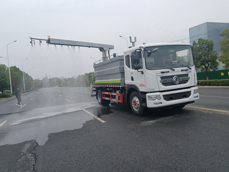 東風(fēng)D9自動(dòng)噴淋鐵路抑塵車(chē)-12噸自動(dòng)感應噴灑_榆林12方抑塵灑水車(chē)_霧化感應噴淋車(chē)_煤炭降塵車(chē)