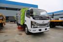 [推薦車(chē)型]藍牌東風(fēng)多利卡D6_5.5方掃路車(chē)價(jià)格便宜、報價(jià)配置