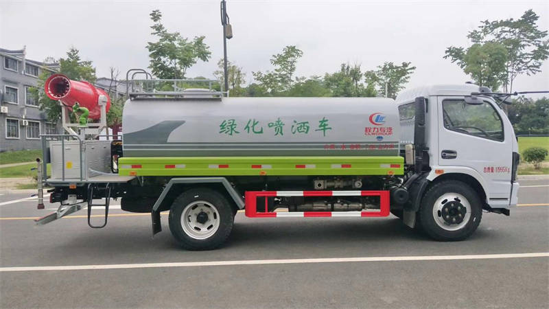9.2方東風(fēng)綠化噴灑車(chē)廠(chǎng)家在哪