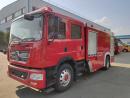 國67噸泡沫消防車(chē)_東風(fēng)多利卡D9雙排泡沫消防車(chē)多少錢(qián)