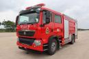 豪沃T5G8噸泡沫消防車(chē)資質(zhì)齊全-現車(chē)